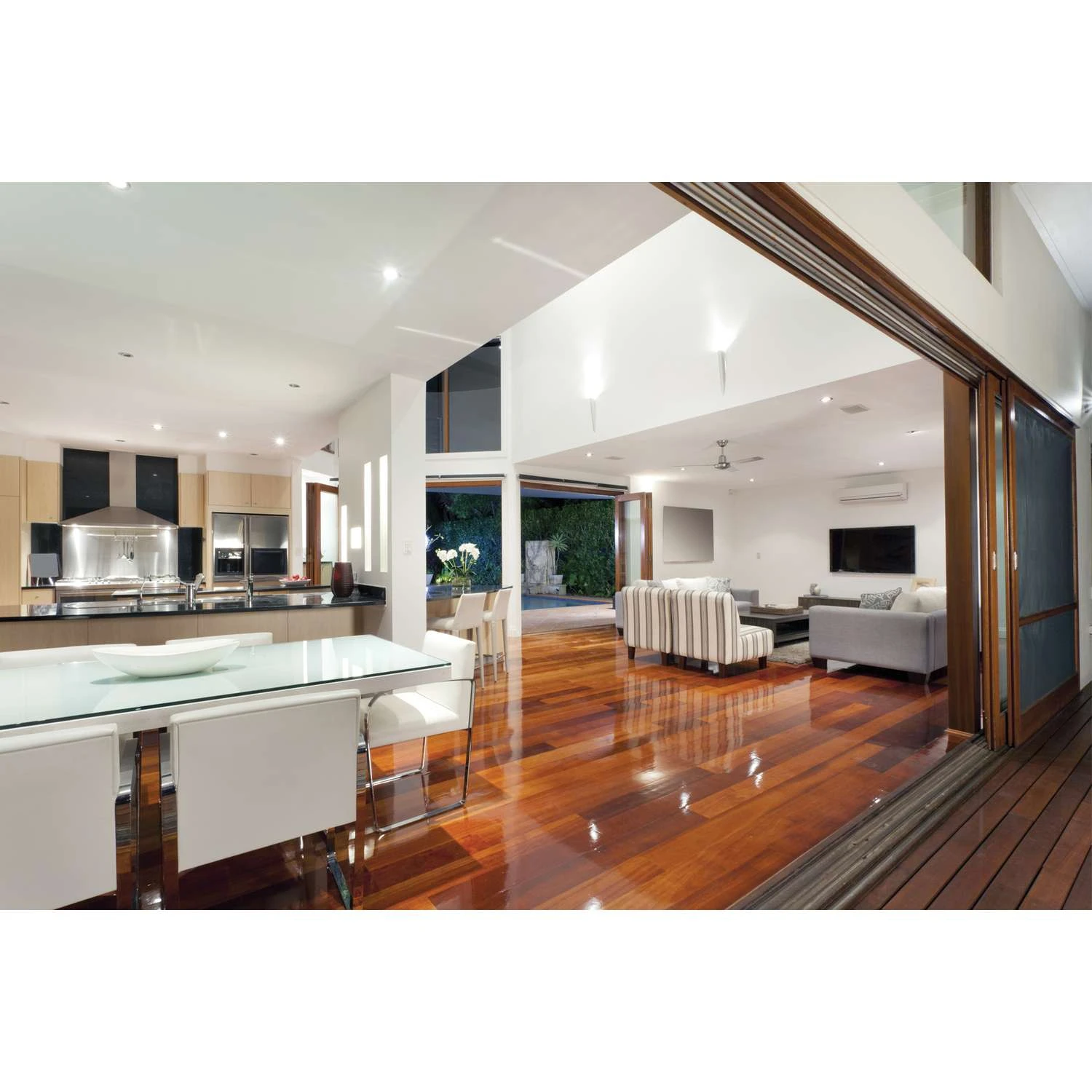 Halo Matte White 6 In. W Plastic Coilex Baffle Trim 310 W 2 Halo Matte White 6 In. W Plastic Coilex Baffle Trim 310 W - Image 2