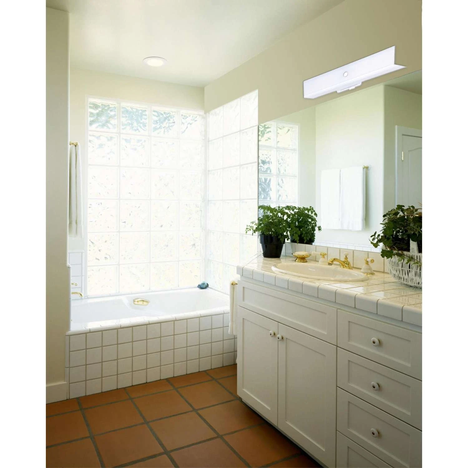 Westinghouse White 2 Lights Incandescent Bathroom Channel Fixture Wall Mount 3 Westinghouse White 2 Lights Incandescent Bathroom Channel Fixture Wall Mount - Image 3